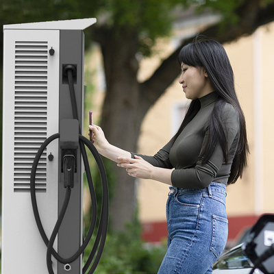 AC 0A-136.5A Диапазон входного тока 80KW постоянного тока выхода зарядное устройство для электромобилей